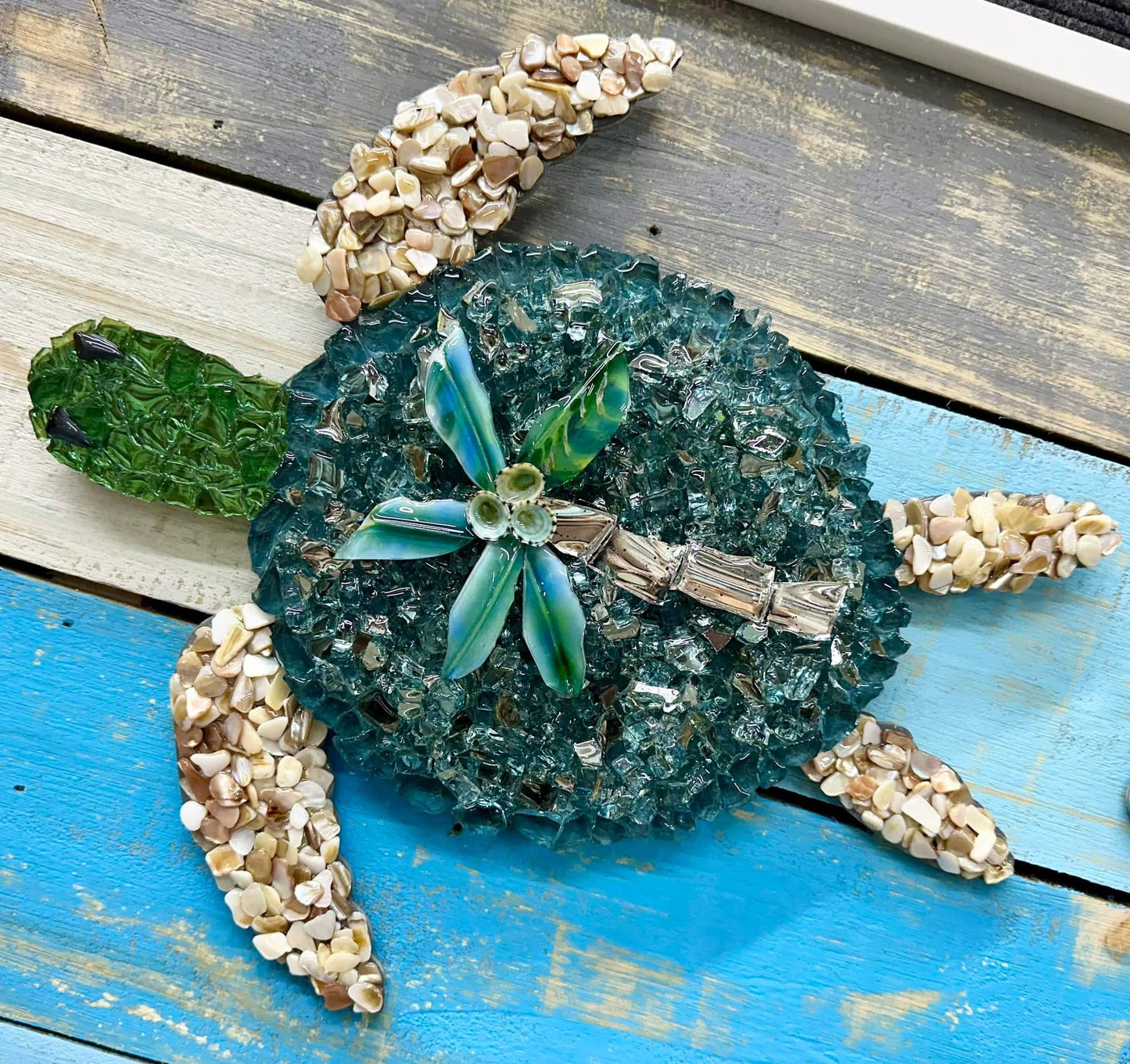 Palm Tree Glass Turtle